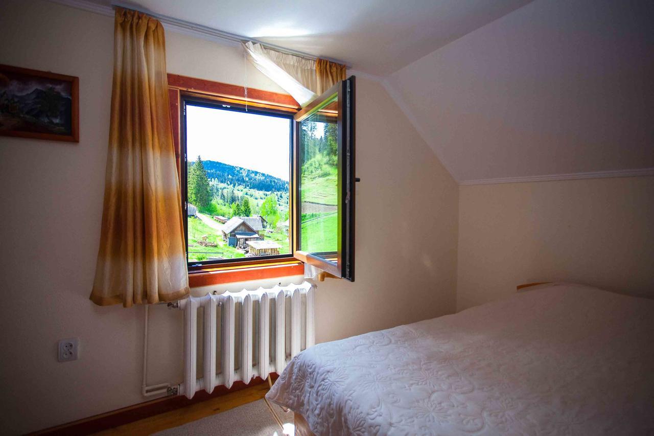 Lisoviy Zatyshok, Z Vidkrutum Litnim Baseynom Hotel Slavske Exterior photo