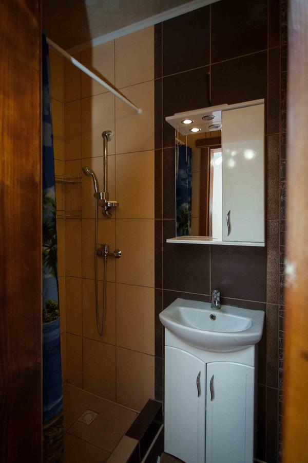 Lisoviy Zatyshok, Z Vidkrutum Litnim Baseynom Hotel Slavske Exterior photo