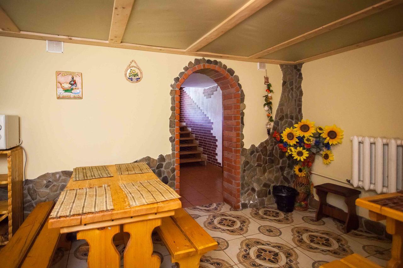 Lisoviy Zatyshok, Z Vidkrutum Litnim Baseynom Hotel Slavske Exterior photo