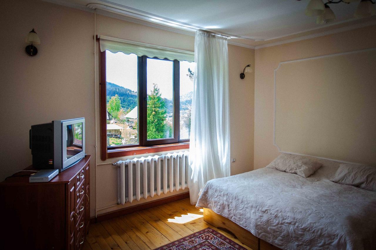 Lisoviy Zatyshok, Z Vidkrutum Litnim Baseynom Hotel Slavske Exterior photo