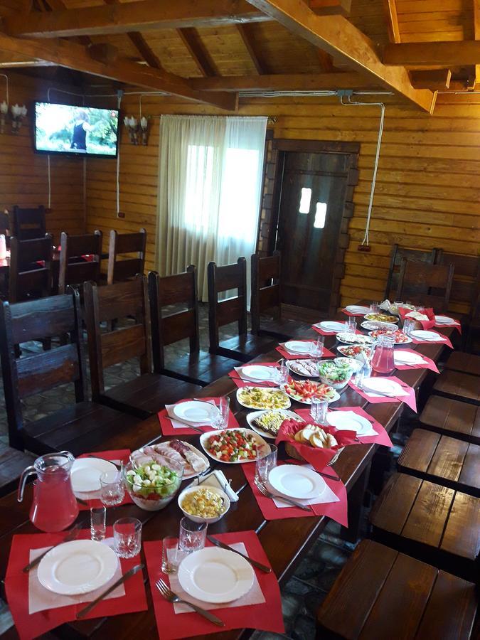 Lisoviy Zatyshok, Z Vidkrutum Litnim Baseynom Hotel Slavske Exterior photo